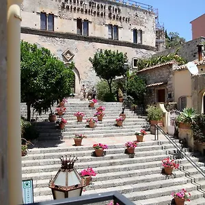 Oda ve Kahvaltı Duomo Di